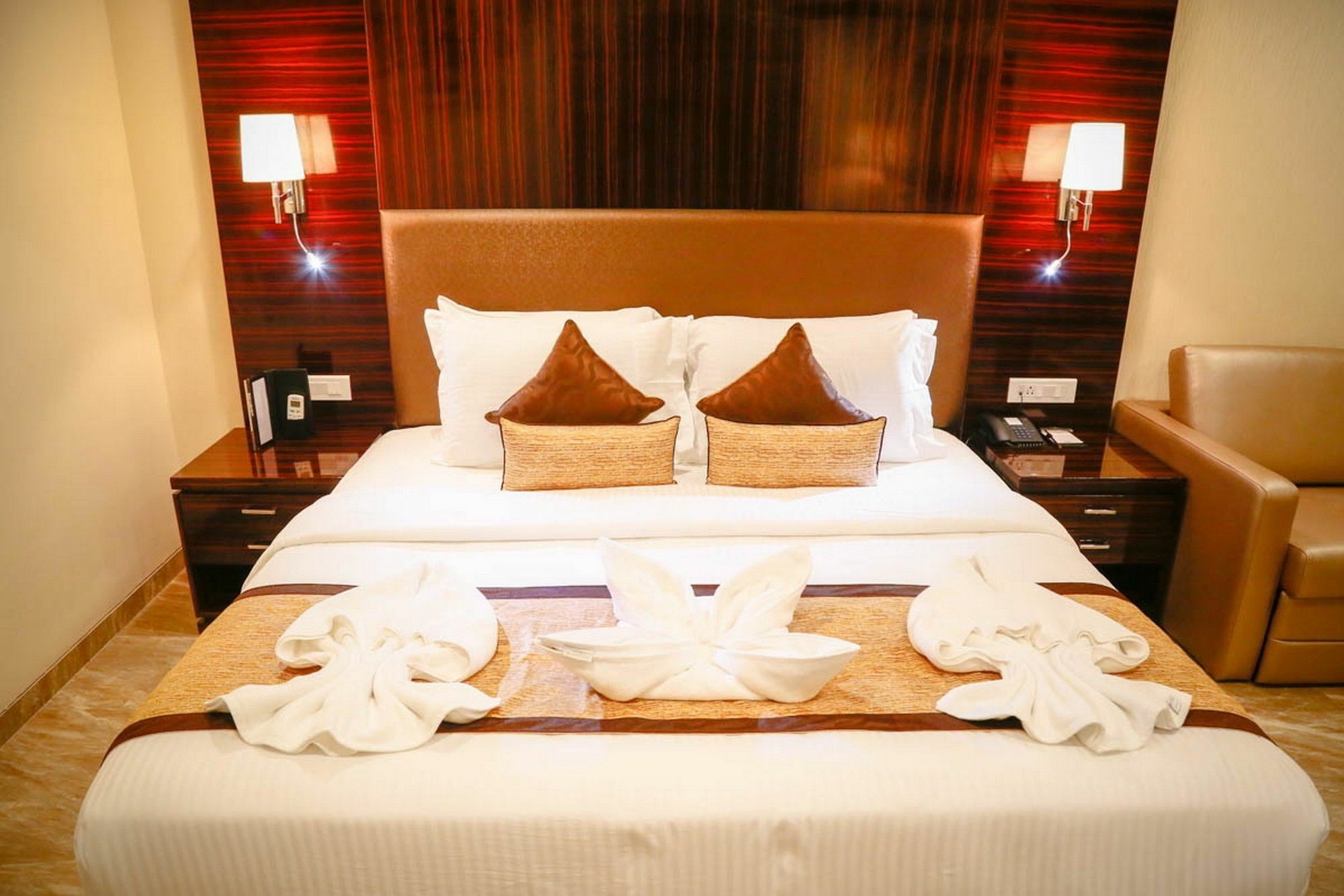 Fabhotel Prime Sarala Crown - 500M From Calangute Beach Hotel