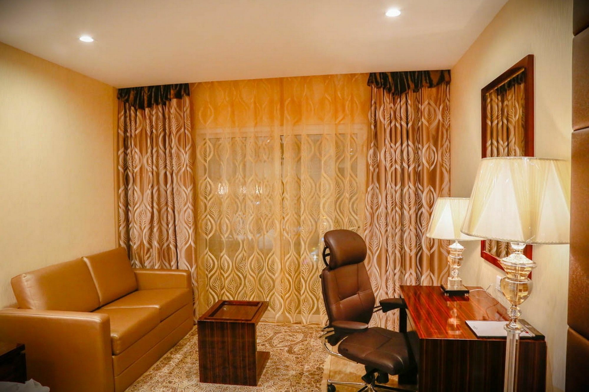 Hotel Fabhotel Prime Sarala Crown - 500M From Calangute Beach